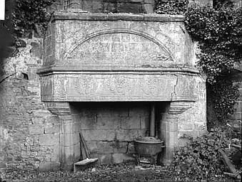 Foto von Château des Fontaines, derzeit fest - POP Plateforme Ouverte du Patrimoine / Base Mérimée - © Ministère de la Culture (France), Médiathèque du patrimoine et de la photographie, diffusion RMN-GP