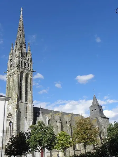 Foto von Notre-Dame Church - GO69 - © Creative Commons (https://creativecommons.org/licenses/by-sa/4.0/deed.fr)