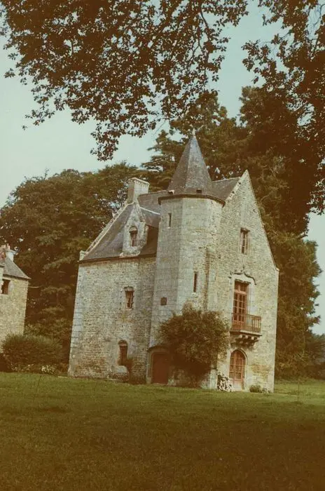 Foto de Castillo - POP Plateforme Ouverte du Patrimoine / Base Mérimée - © Ministère de la Culture (France), Médiathèque du patrimoine et de la photographie, tous droits réservés