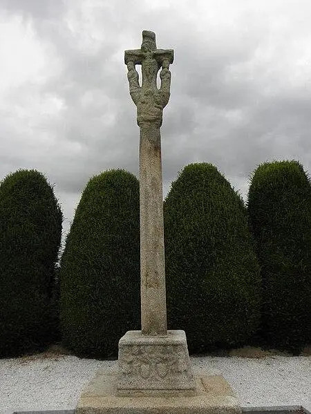 Foto von Friedhofskreuz - GO69 - © Creative Commons (https://creativecommons.org/licenses/by-sa/4.0/deed.fr)