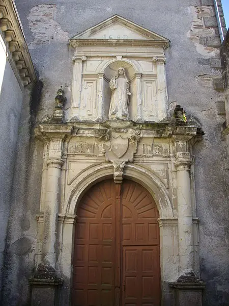 Picture of Former Calvairian convent - Fab5669 - © Creative Commons (https://creativecommons.org/licenses/by-sa/4.0/deed.fr)