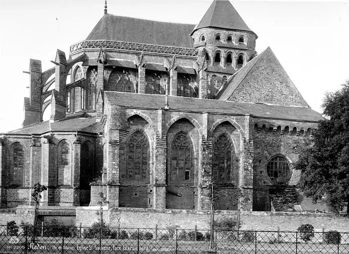 Picture of Saint-Sauveur Church (old basilica) - POP Plateforme Ouverte du Patrimoine / Base Mérimée - © Ministère de la Culture (France), Médiathèque du patrimoine et de la photographie, diffusion RMN-GP