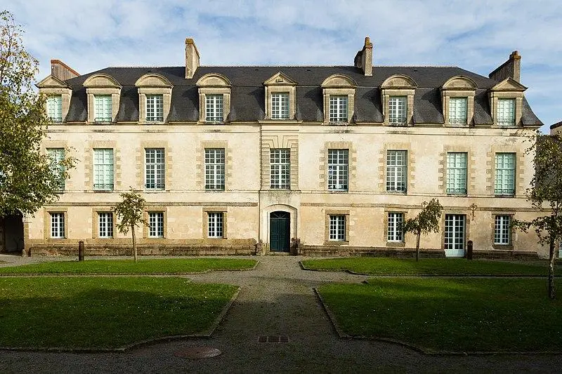Foto de Manor of the Mail, anteriormente llamado Hôtel du Plessis - Edouard Hue (EdouardHue) - © Creative Commons (https://creativecommons.org/licenses/by-sa/4.0/deed.fr)