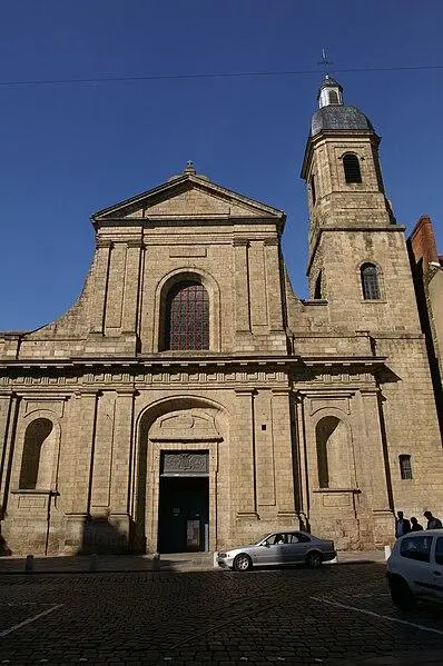 Foto von Saint-Sauveur Basilica - Pymouss - © Creative Commons (https://creativecommons.org/licenses/by-sa/4.0/deed.fr)