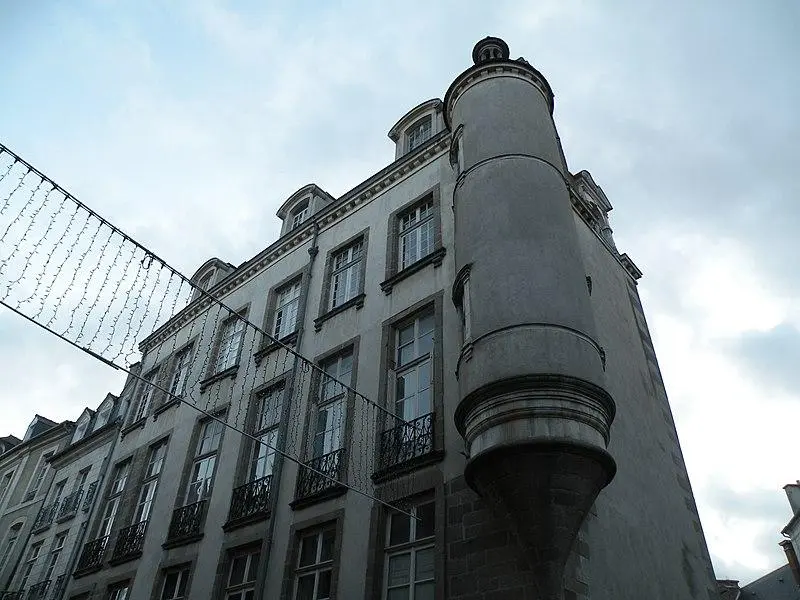 Foto von Hôtel de Robien, derzeit Crédit Agricole - Pymouss - © Creative Commons (https://creativecommons.org/licenses/by-sa/4.0/deed.fr)