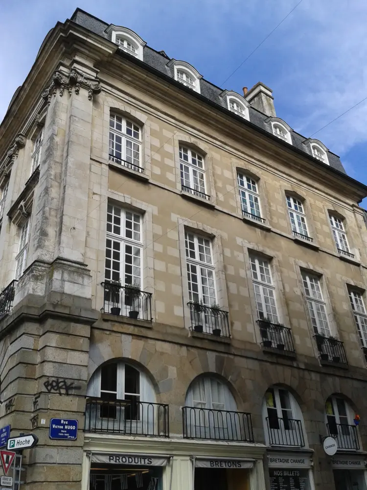 Foto di Edificio - Sous licence Creative Commons (https://creativecommons.org/licenses/by-sa/4.0/deed.fr) - Par Pymouss - © Creative Commons (https://creativecommons.org/licenses/by-sa/4.0/deed.fr)