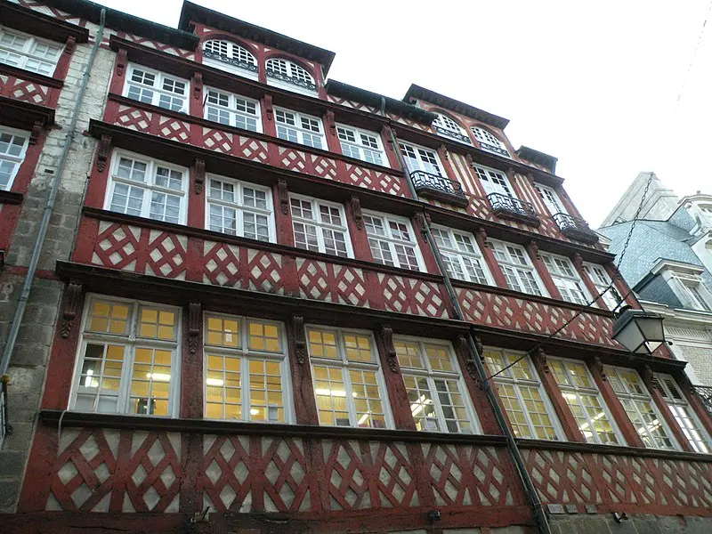 Foto di Edificio - Pymouss - © Creative Commons (https://creativecommons.org/licenses/by-sa/4.0/deed.fr)