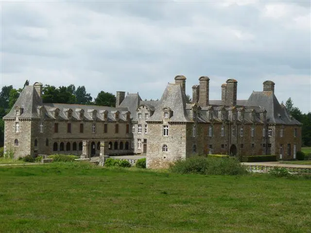 Foto von Château du Rocher-Portail - GO69 - © Creative Commons (https://creativecommons.org/licenses/by-sa/4.0/deed.fr)