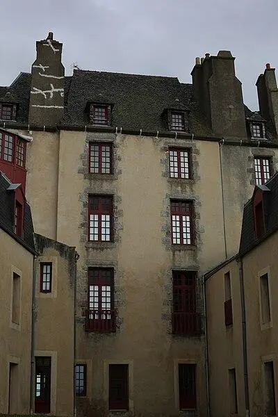 Foto di Surcouf Native House o Bertaudière Hotel - Pymouss - © Creative Commons (https://creativecommons.org/licenses/by-sa/4.0/deed.fr)