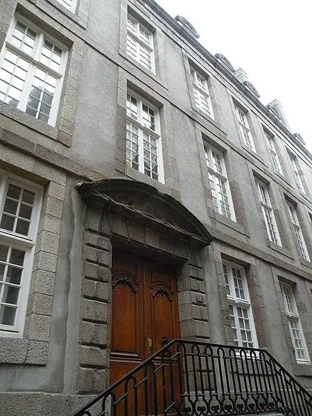 Foto di Edificio - Pymouss - © Creative Commons (https://creativecommons.org/licenses/by-sa/4.0/deed.fr)