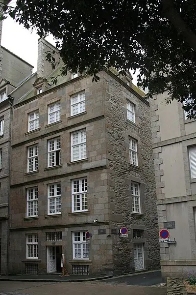 Foto di Edificio - Pymouss - © Creative Commons (https://creativecommons.org/licenses/by-sa/4.0/deed.fr)