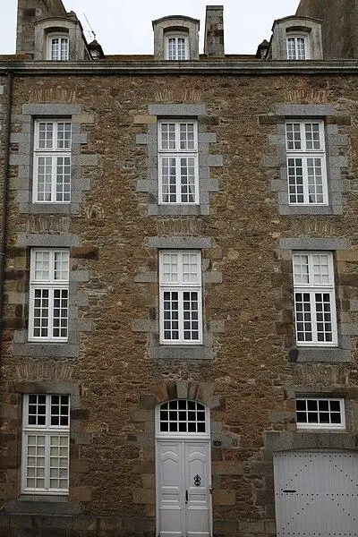 Foto di Casa - Pymouss - © Creative Commons (https://creativecommons.org/licenses/by-sa/4.0/deed.fr)