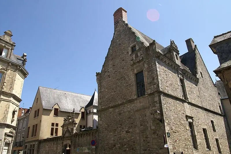 Foto von Hardy Hotel oder Renaissance House - Pymouss - © Creative Commons (https://creativecommons.org/licenses/by-sa/4.0/deed.fr)