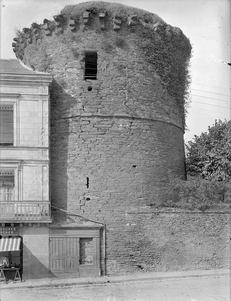 Foto de Tour Bridolle - POP Plateforme Ouverte du Patrimoine / Base Mérimée - © Ministère de la Culture (France), Médiathèque du patrimoine et de la photographie, diffusion RMN-GP
