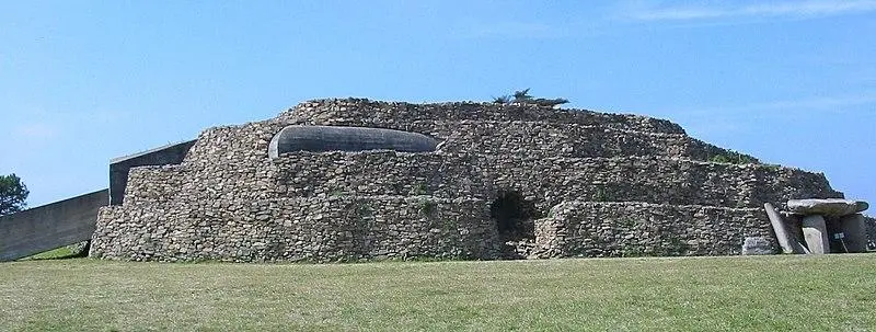 Foto von Dolmen von Petit-Mont - Man vyi - © Creative Commons (https://creativecommons.org/licenses/by-sa/4.0/deed.fr)