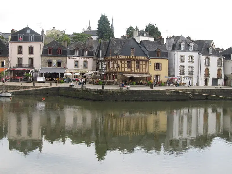 Picture of Home - Donar Reiskoffer - © Creative Commons (https://creativecommons.org/licenses/by-sa/4.0/deed.fr)
