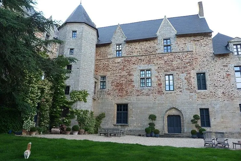 Foto de Castillo de Etier - Moglou - © Creative Commons (https://creativecommons.org/licenses/by-sa/4.0/deed.fr)