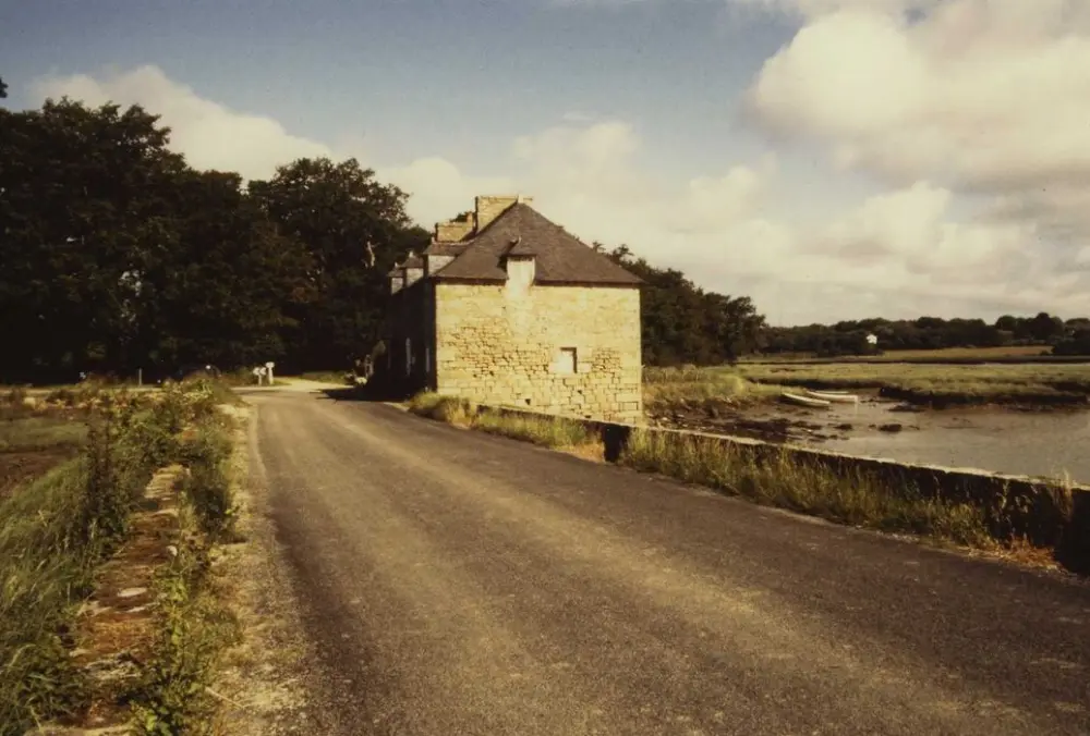 Picture of Kervilio mill - POP Plateforme Ouverte du Patrimoine / Base Mérimée - © Ministère de la Culture (France), Médiathèque du patrimoine et de la photographie, tous droits réservés