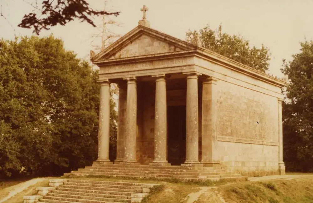 Foto von Erlösungskapelle von Champ-Des-Martyrs - POP Plateforme Ouverte du Patrimoine / Base Mérimée - © Ministère de la Culture (France), Médiathèque du patrimoine et de la photographie, tous droits réservés