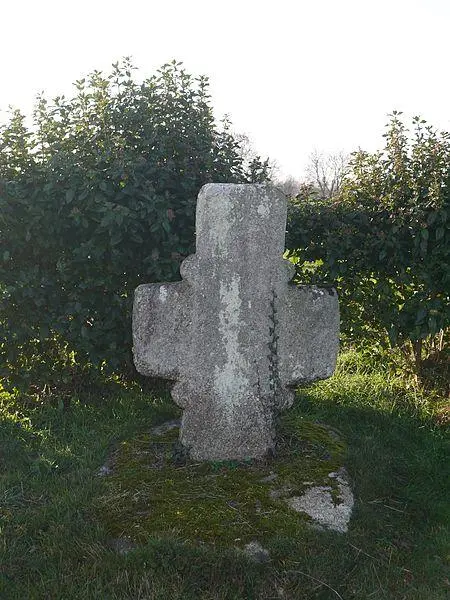 Foto von Carlahoux Kreuz - Simon de l'Ouest - © Creative Commons (https://creativecommons.org/licenses/by-sa/4.0/deed.fr)