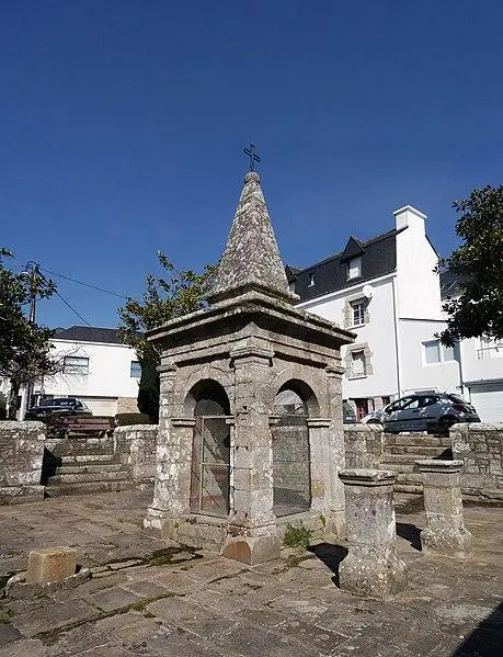 Foto de Fuente de la santa - Poulpy - © Creative Commons (https://creativecommons.org/licenses/by-sa/4.0/deed.fr)