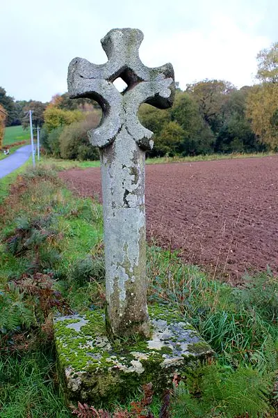 Picture of Martel city 17th century cross - XIIIfromTOKYO - © Creative Commons (https://creativecommons.org/licenses/by-sa/4.0/deed.fr)