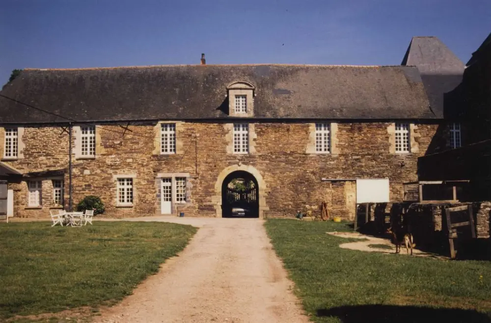 Picture of Coëtbo castle - POP Plateforme Ouverte du Patrimoine / Base Mérimée - © Ministère de la Culture (France), Médiathèque du patrimoine et de la photographie, tous droits réservés