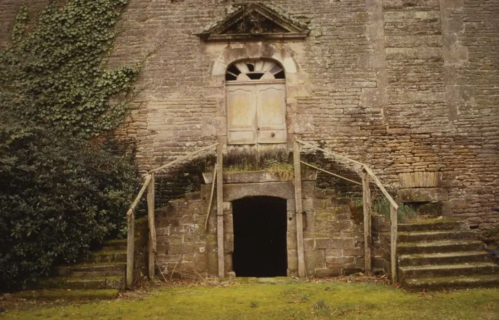 Foto de Abadía de Saint-Jean-De-Prés - POP Plateforme Ouverte du Patrimoine / Base Mérimée - © Ministère de la Culture (France), Médiathèque du patrimoine et de la photographie, tous droits réservés