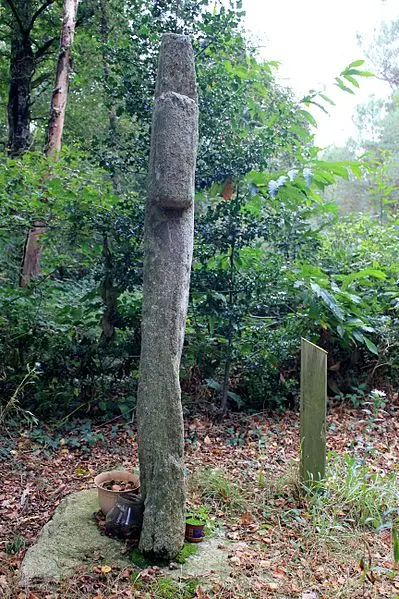 Picture of Monolith in granite - XIIIfromTOKYO - © Creative Commons (https://creativecommons.org/licenses/by-sa/4.0/deed.fr)