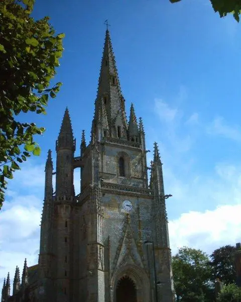 Foto von Notre-Dame-de-Paradis-Kirche und ihre Umgebung - Monstruosator - © Creative Commons (https://creativecommons.org/licenses/by-sa/4.0/deed.fr)