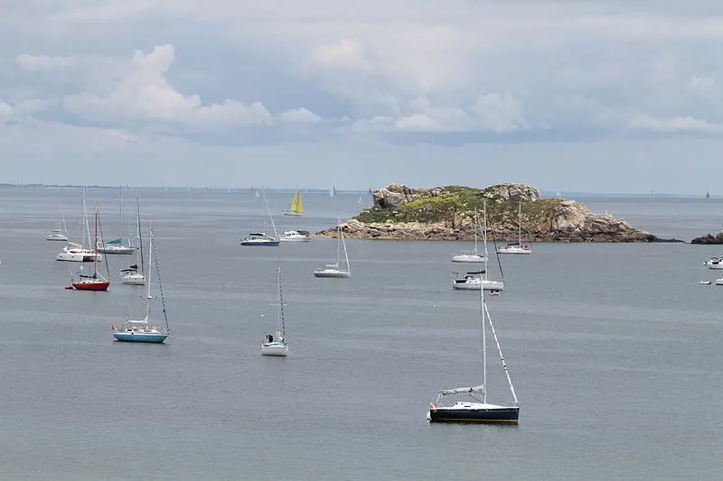 Foto von Er-Yoh-Insel (Mulon) in der Nähe der Insel Houat - Stéphane Batigne - © Creative Commons (https://creativecommons.org/licenses/by-sa/4.0/deed.fr)