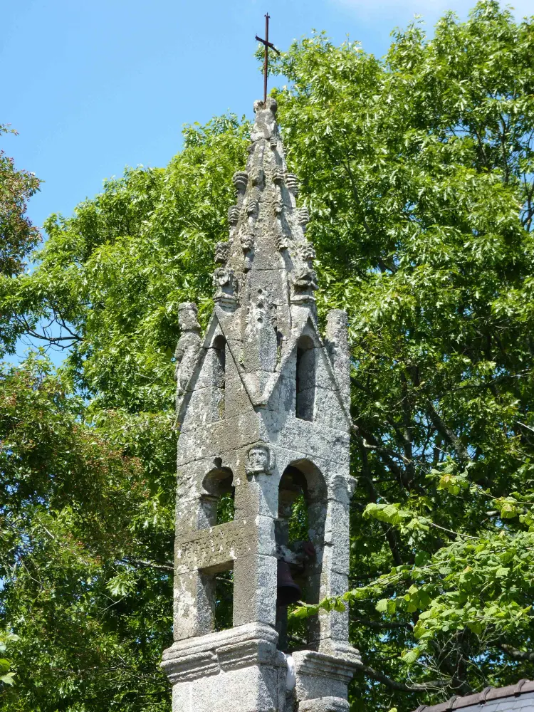 Picture of Saint-Germain chapel - Sous licence Creative Commons (https://creativecommons.org/licenses/by-sa/4.0/deed.fr) - Par Al1moro - © Creative Commons (https://creativecommons.org/licenses/by-sa/4.0/deed.fr)