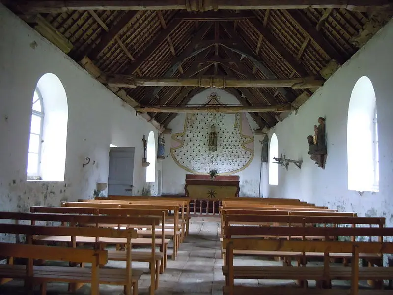 Photo de Chapelle Saint-Yves - Lanzonnet - © Creative Commons (https://creativecommons.org/licenses/by-sa/4.0/deed.fr)