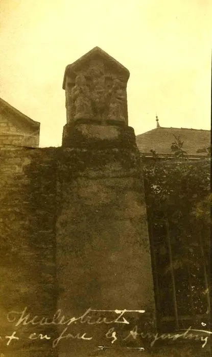 Foto de Cruz del siglo XVII - POP Plateforme Ouverte du Patrimoine / Base Mérimée - © Ministère de la Culture (France), Médiathèque du patrimoine et de la photographie, tous droits réservés