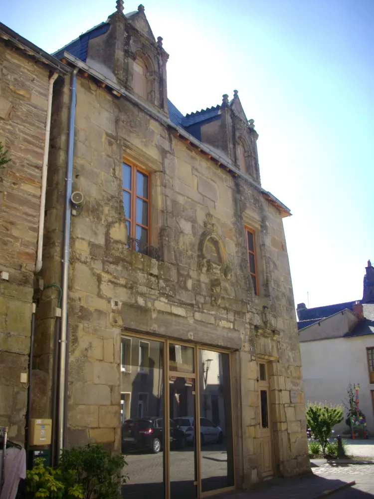 Foto de Casa del siglo XVI - Sous licence Creative Commons (https://creativecommons.org/licenses/by-sa/4.0/deed.fr) - Par Fab5669 - © Creative Commons (https://creativecommons.org/licenses/by-sa/4.0/deed.fr)