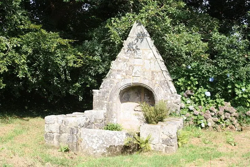 Photo de Fontaine Saint-Nicolas - LionelRauch - © Creative Commons (https://creativecommons.org/licenses/by-sa/4.0/deed.fr)