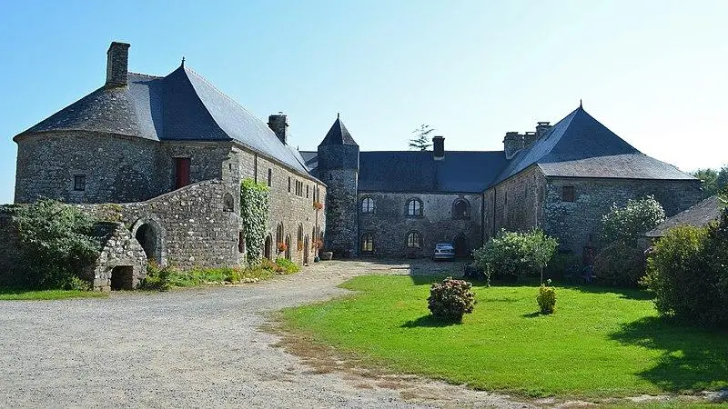 Photo de Ancien doyenné - Selbymay - © Creative Commons (https://creativecommons.org/licenses/by-sa/4.0/deed.fr)