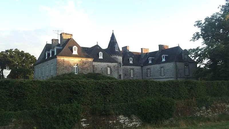 Photo de Château de Malleville - Votre pseudonyme ici - © Creative Commons (https://creativecommons.org/licenses/by-sa/4.0/deed.fr)