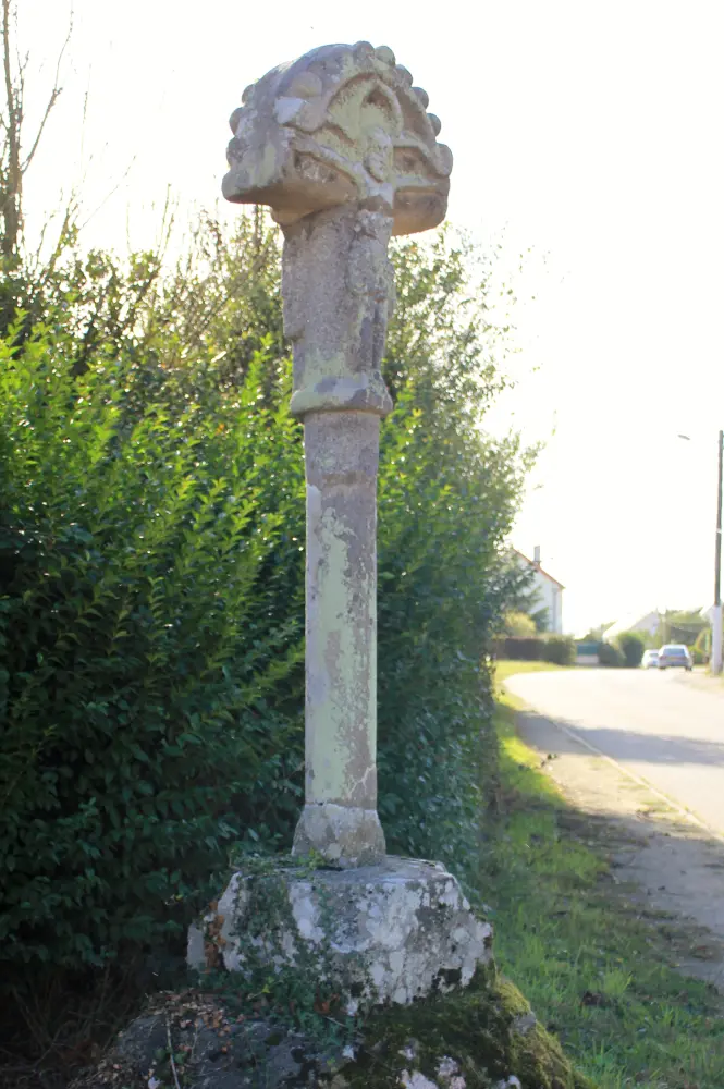 Photo de Croix du 16e siècle - Sous licence Creative Commons (https://creativecommons.org/licenses/by-sa/4.0/deed.fr) - Par XIIIfromTOKYO - © Creative Commons (https://creativecommons.org/licenses/by-sa/4.0/deed.fr)