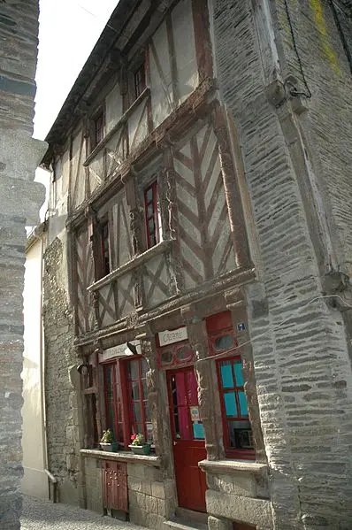 Foto von Haus namens Marmousets - Valérie-Emma Leroux - © Creative Commons (https://creativecommons.org/licenses/by-sa/4.0/deed.fr)