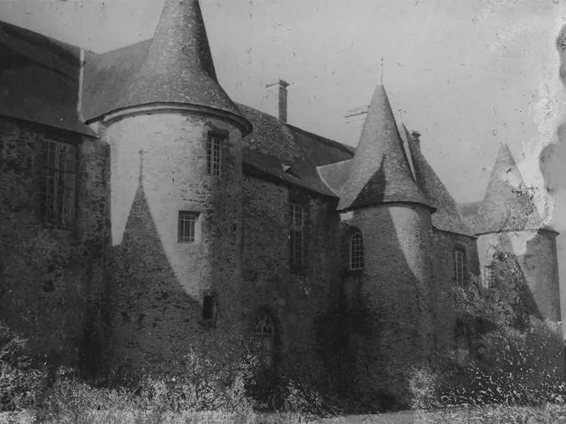 Photo de Château de Callac - Sdo216 - © Creative Commons (https://creativecommons.org/licenses/by-sa/4.0/deed.fr)