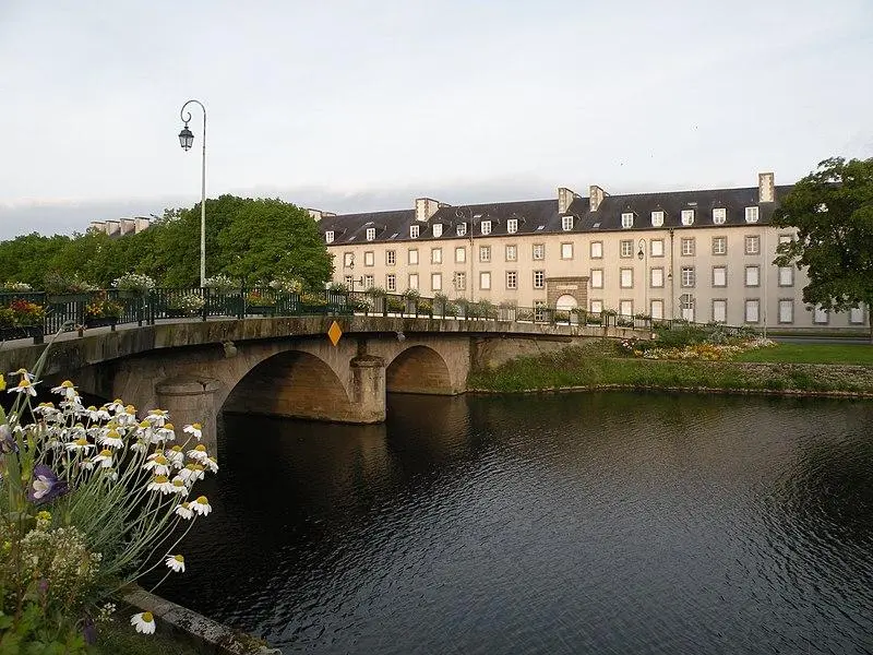 Photo de Caserne Clisson - Chatsam - © Creative Commons (https://creativecommons.org/licenses/by-sa/4.0/deed.fr)