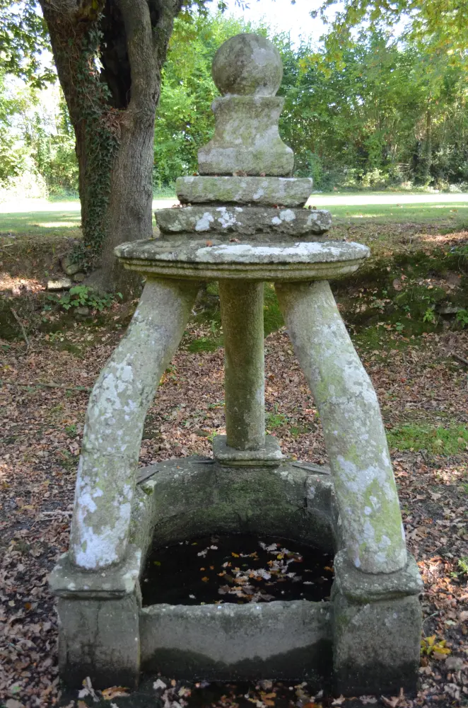 Foto von Presbyterium - Sous licence Creative Commons (https://creativecommons.org/licenses/by-sa/4.0/deed.fr) - Par Selbymay - © Creative Commons (https://creativecommons.org/licenses/by-sa/4.0/deed.fr)
