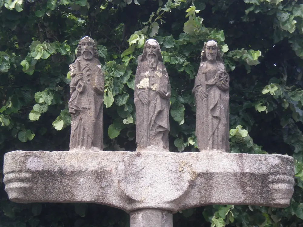 Picture of Old cemetery, south of the church - Sous licence Creative Commons (https://creativecommons.org/licenses/by-sa/4.0/deed.fr) - Par Piero~commonswiki - © Creative Commons (https://creativecommons.org/licenses/by-sa/4.0/deed.fr)