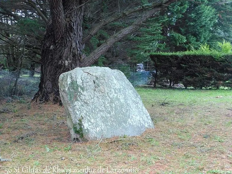 Foto von Menhir de Pen-Guen - Milca56 - © Creative Commons (https://creativecommons.org/licenses/by-sa/4.0/deed.fr)