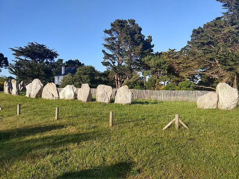 Foto de Cromlech dit de Saint-Pierre - Antoine Guillas - © Creative Commons (https://creativecommons.org/licenses/by-sa/4.0/deed.fr)