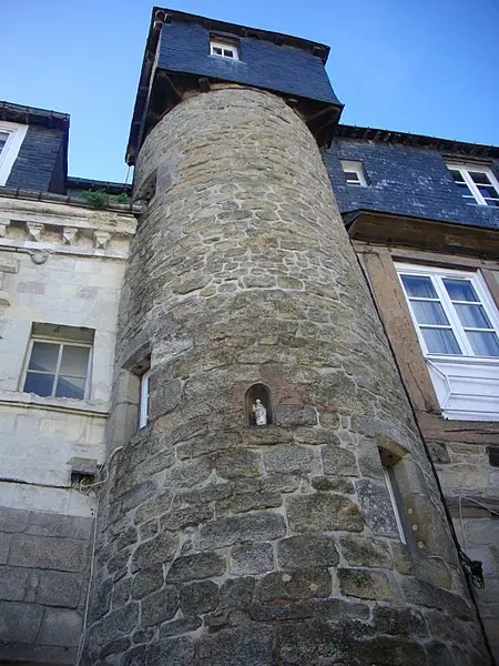 Foto von Hermine Castle - Fab5669 - © Creative Commons (https://creativecommons.org/licenses/by-sa/4.0/deed.fr)