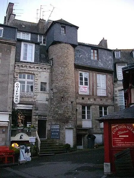 Photo de Château de l'Hermine - Fab5669 - © Creative Commons (https://creativecommons.org/licenses/by-sa/4.0/deed.fr)