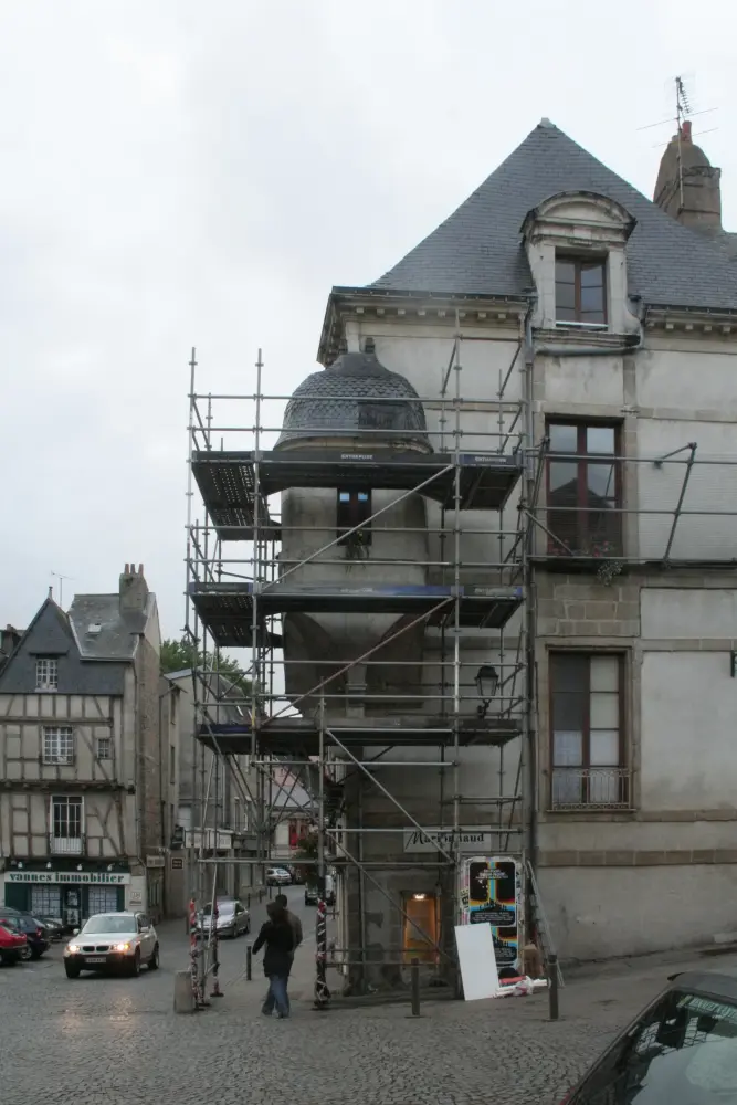 Foto de Antiguo hotel en Francheville - Sous licence Creative Commons (https://creativecommons.org/licenses/by-sa/4.0/deed.fr) - Par Coyau - © Creative Commons (https://creativecommons.org/licenses/by-sa/4.0/deed.fr)