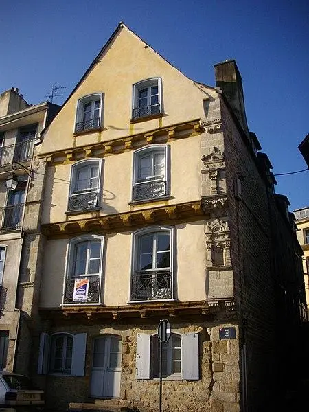 Photo de Maison dite de Saint-Yves - Fab5669 - © Creative Commons (https://creativecommons.org/licenses/by-sa/4.0/deed.fr)